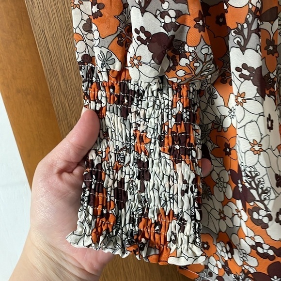 size large Hayden floral long sleeve blouses - Picture 2 of 8